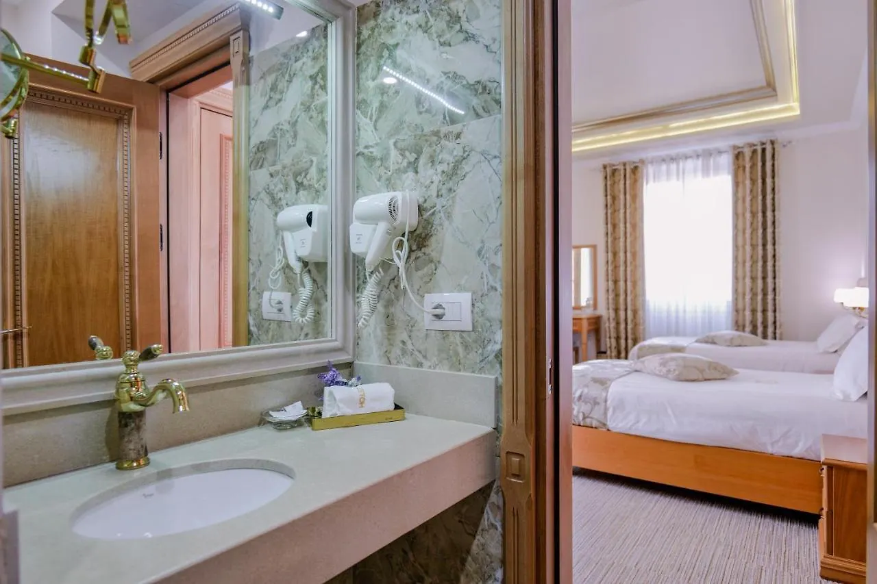 Hotel Boka 티라나 알바니아